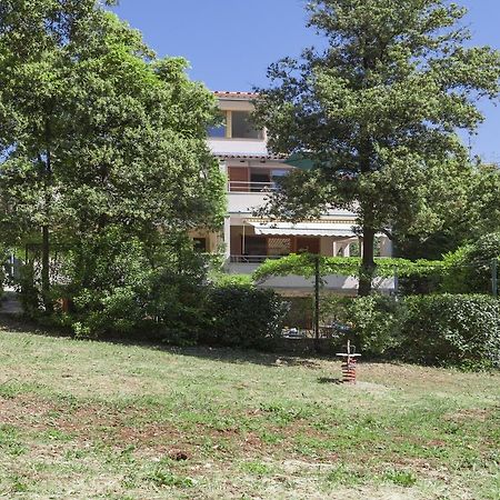 Apartments Kump روفينج المظهر الخارجي الصورة