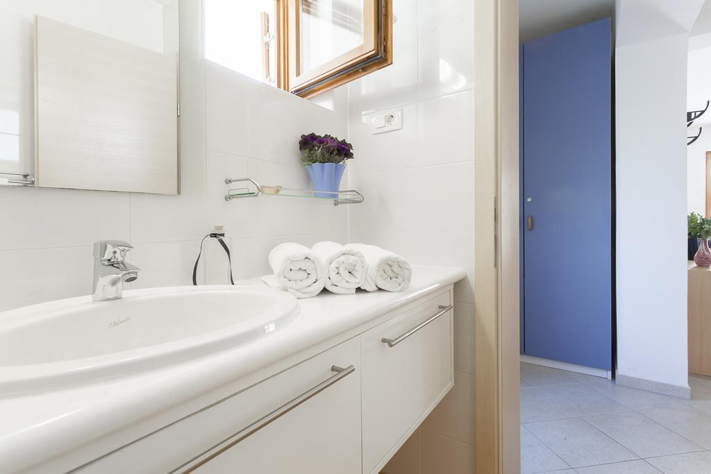 Apartments Kump روفينج المظهر الخارجي الصورة