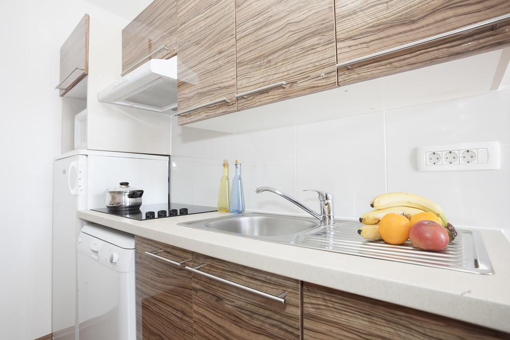 Apartments Kump روفينج المظهر الخارجي الصورة